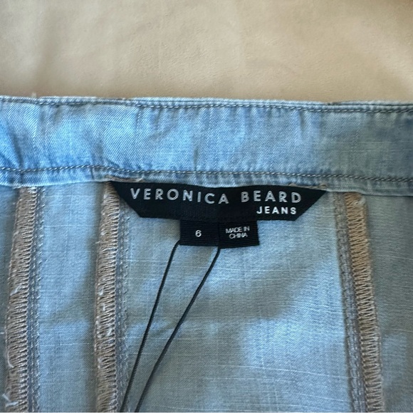 NWT Veronica Beard Light Blue Denim Laura Top. Size 6. - Picture 5 of 11
